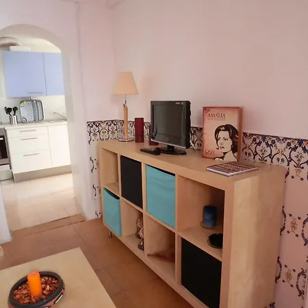 Apartman Typical Neighborhood In Lisboa
