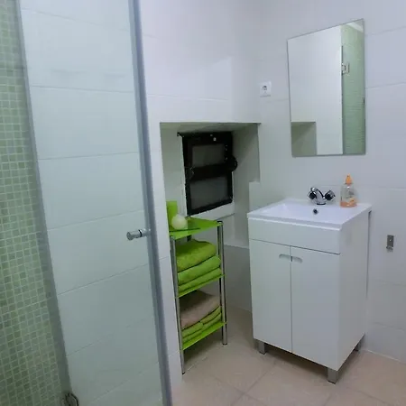 Typical Neighborhood In Apartman Lisboa